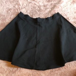 Black skater skirt